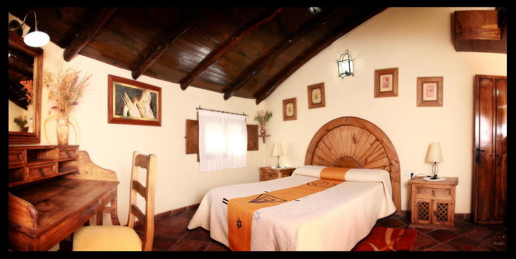 Complejo Rural Los Chozos Valle Del Jerte Oda fotoğraf